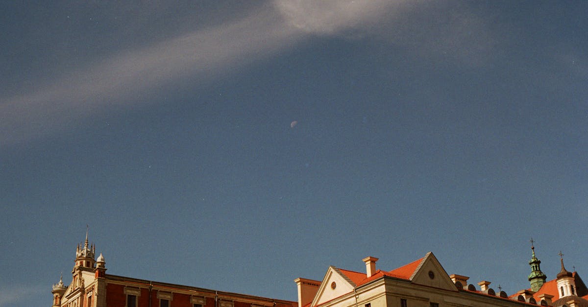 Understanding the Building Regulations for Roof Insulation in the UK